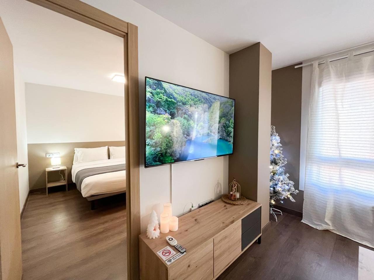 En Pleno Centro Moderno&practico, 1 Plaza Parking - L By Bonesvacances Apartament *
