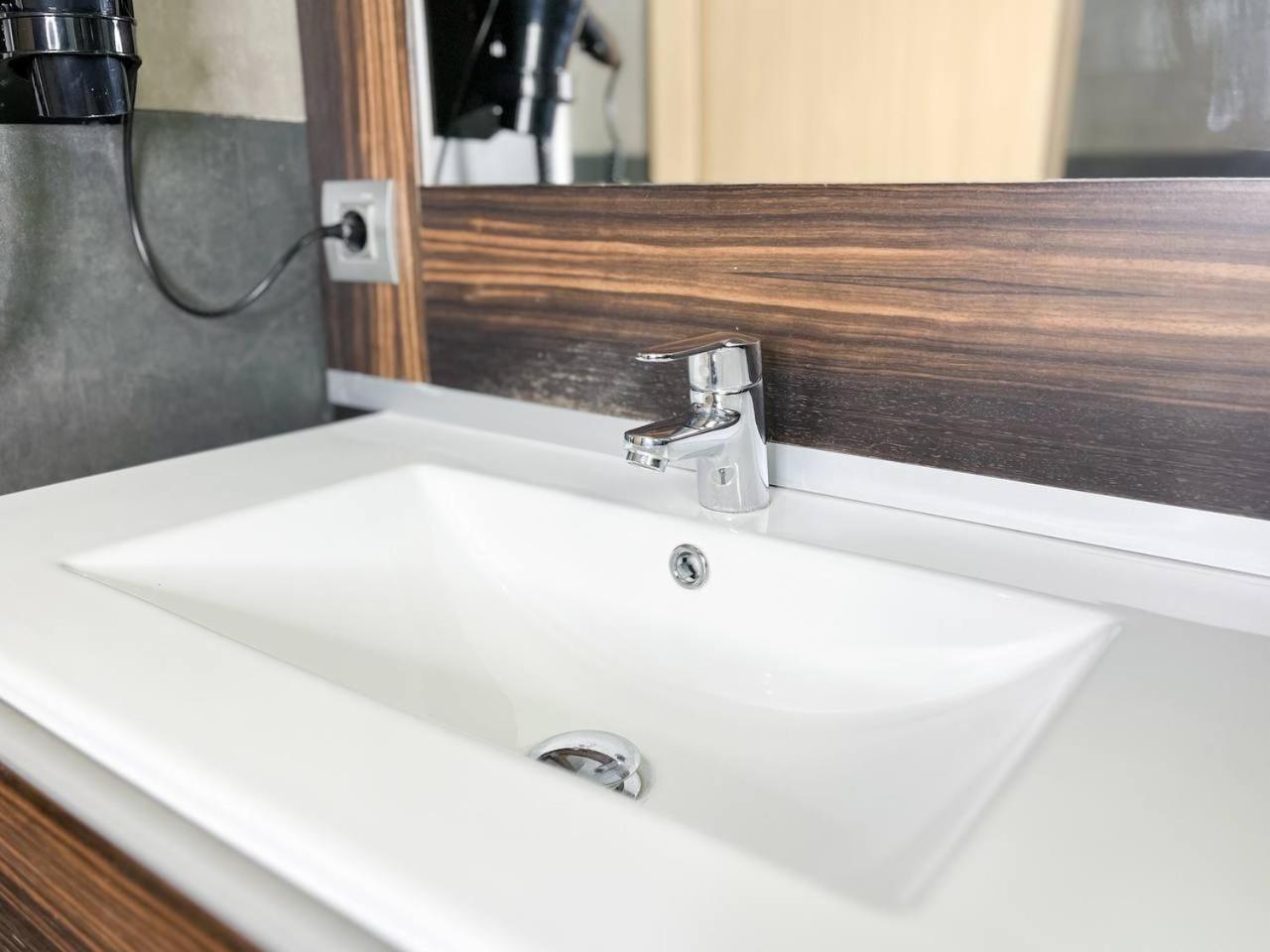 En Pleno Centro Moderno&practico, 1 Plaza Parking - L By Bonesvacances Apartament *